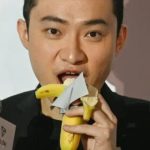 Empresario se comió la banana más cara del mundo