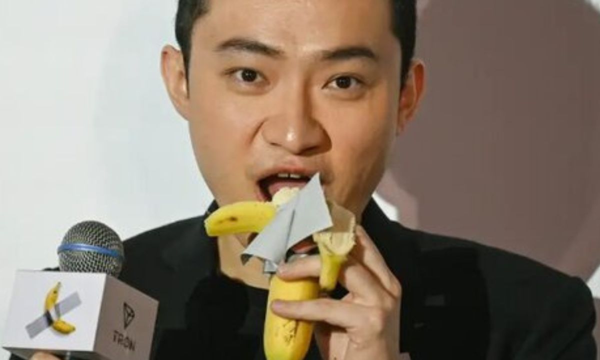 Empresario se comió la banana más cara del mundo