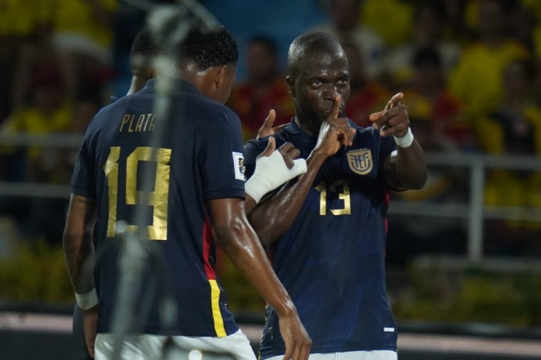 Enner Valencia, muchas veces criticado, se convirtió en el héroe de Ecuador, tras el triunfo ante la selección de fútbol de Colombia.