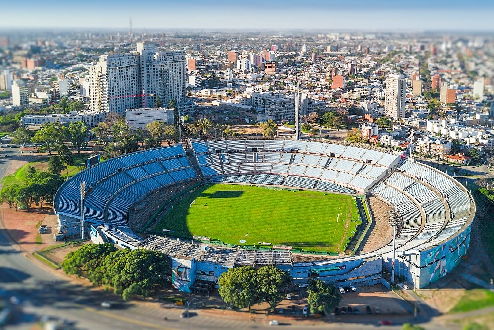 Las emociones de la fecha 11 de las eliminatorias sudamericanas continúan este viernes con dos encuentros más y los últimos.
