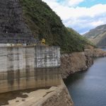 Mazar, el embalse más importante para el sistema eléctrico de Ecuador está pasando horas críticas por la falta de agua.