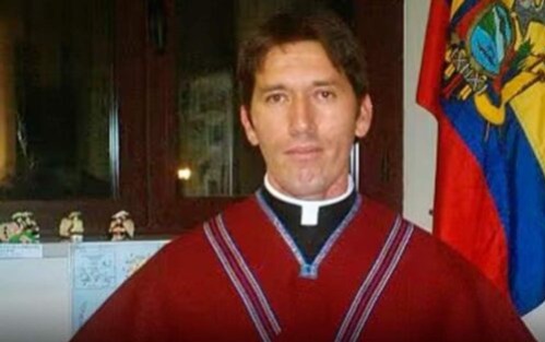 Ciudadanos extranjeros participaron en el crimen del padre Enrique Arcos, según la Policía