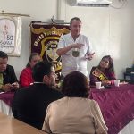 Carlos Vera Mora, asambleísta de Manabí, asiste a conversatorio con estudiantes