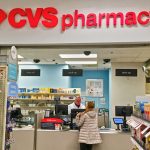 El Departamento de Justicia de Estados Unidos ha anunciado una demanda civil contra la mayor cadena de farmacias del país, CVS.