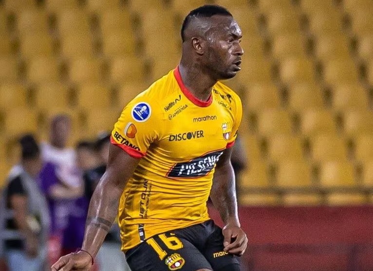 El futbolista ecuatoriano Pedro Pablo Perlaza acudió a una invitación a un almuerzo cuando lo secuestraron, en Esmeraldas.