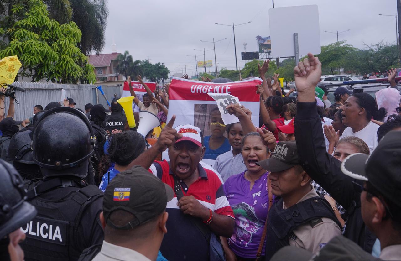 La Fiscalía General del Estado (FGE) confirmó que los cuatro cuerpos hallados en el sector de Taura, pertenecen a los cuatro niños desaparecidos en Las Malvinas, en Guayaquil.