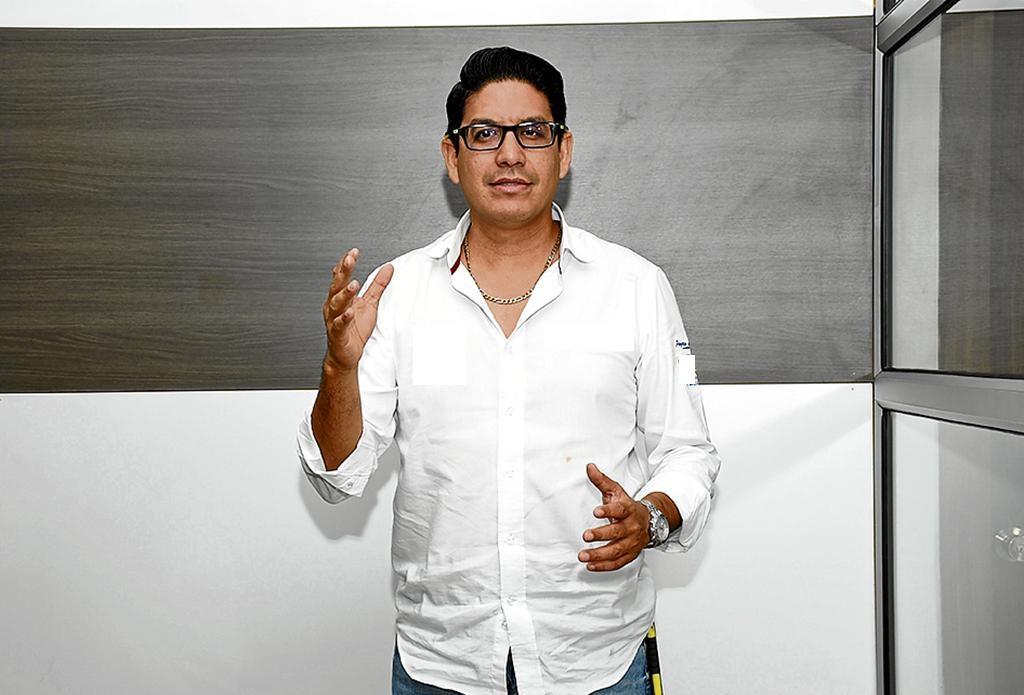 Leandro Briones es el nuevo Gobernador de Manabí
