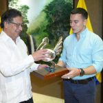 Los presidentes Daniel Noboa y Gustavo Petro, de Ecuador y Colombia, respectivamente, se reunieron en las islas Galápagos.