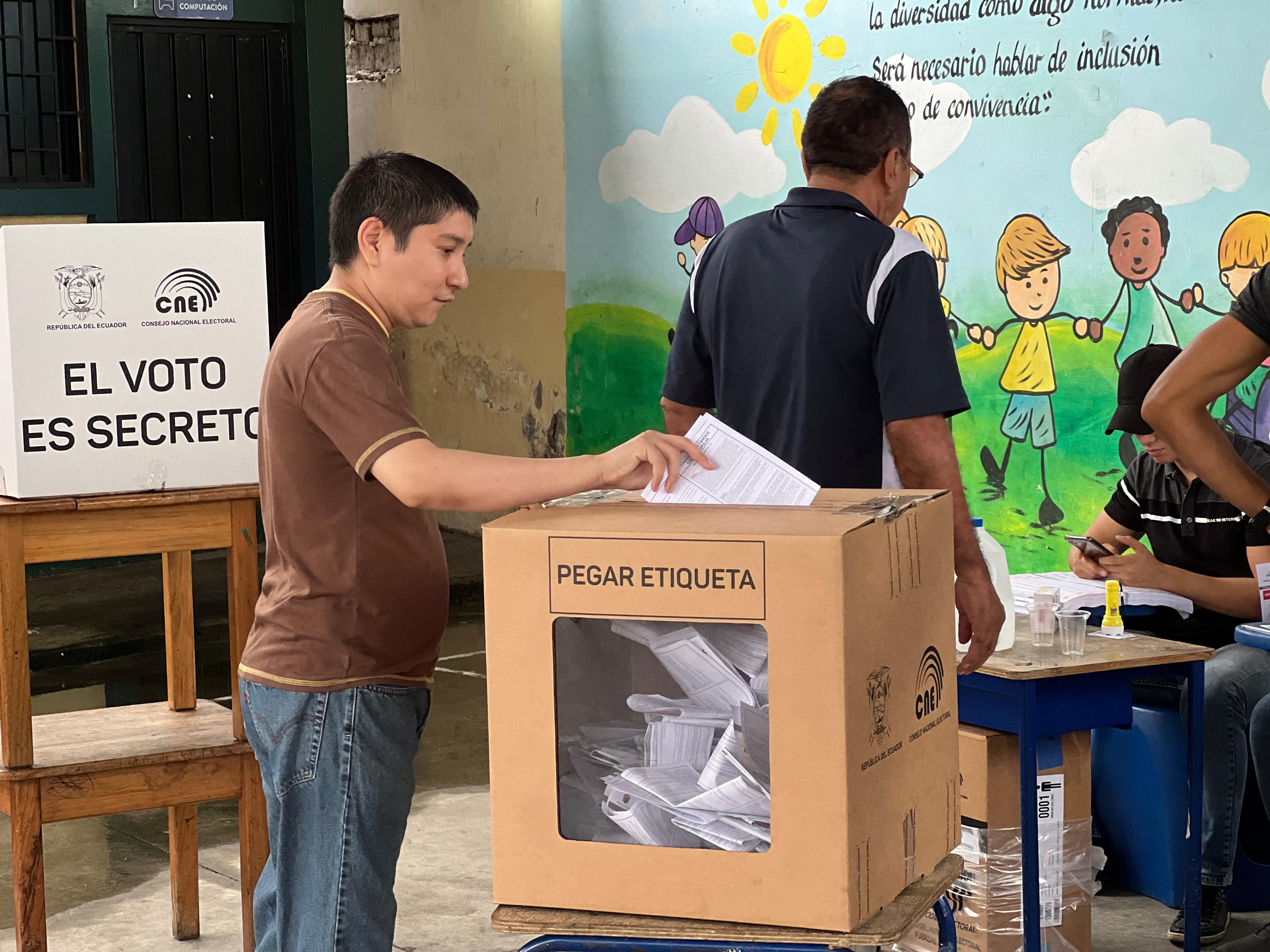 Multas electorales subirán en el 2025 tras el alza salarial