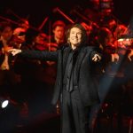 Raphael podría salir este viernes del Hospital, según sus hijos