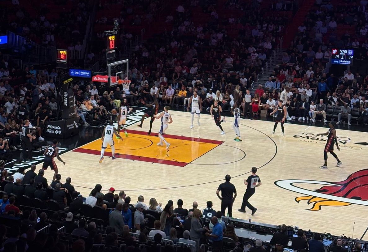 Sabonis lleva a los Kings a la victoria