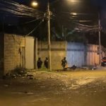 Sujetos abandonaron un carro con explosivos en Machala, El Oro