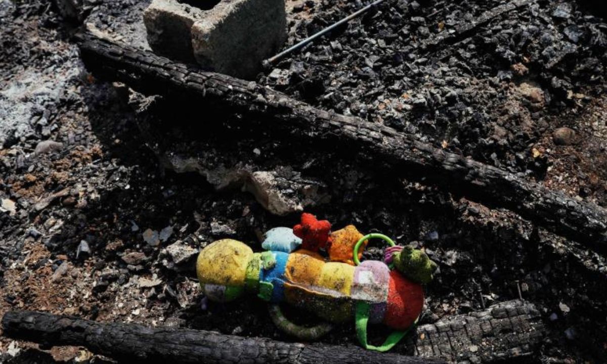 Tres hermanitos murieron calcinados al incendiarse una casa