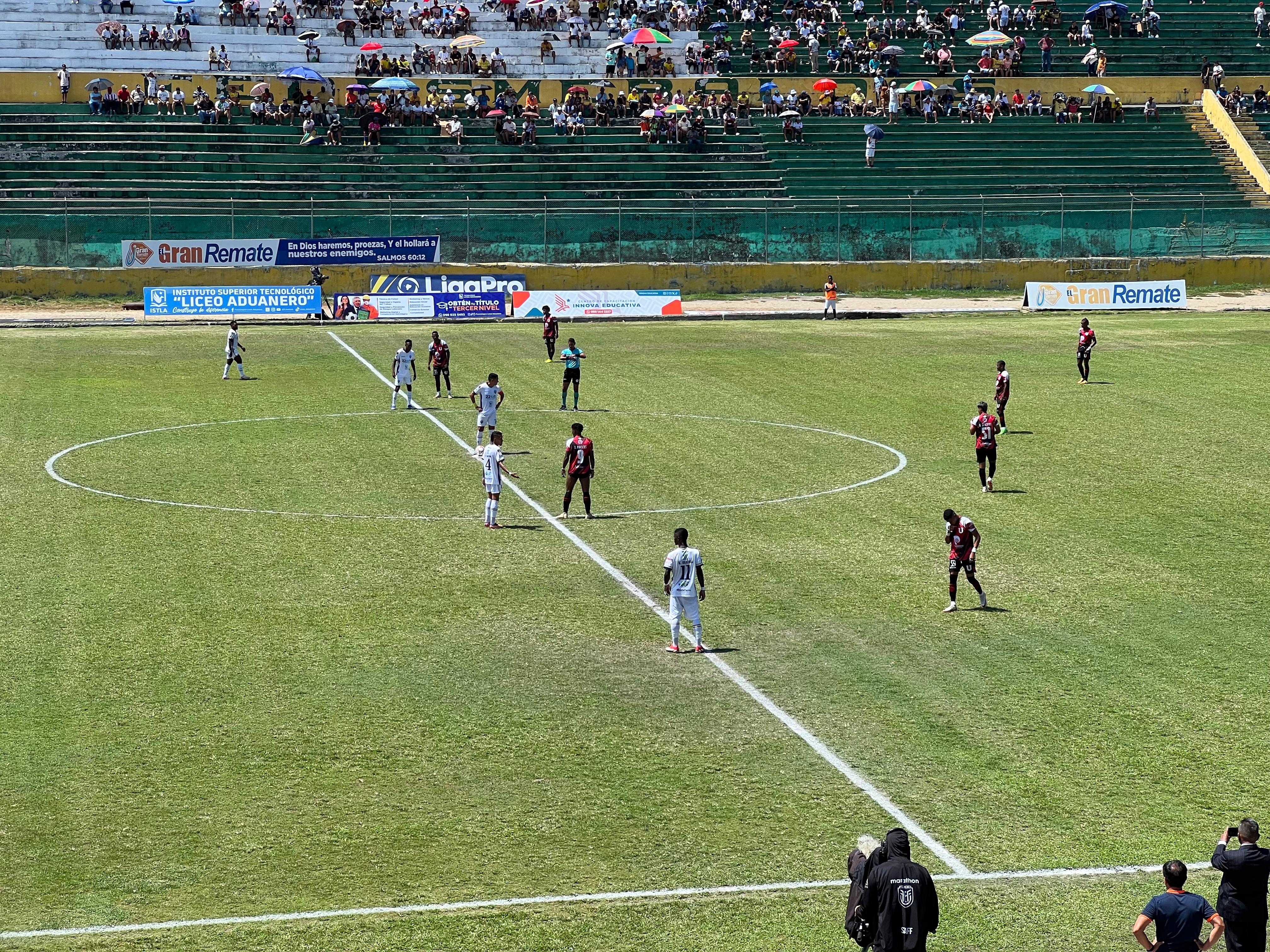Liga de Portoviejo y 22 de Julio se juega en el estadio Folke Anderson