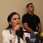 Verónica Abad: El Gobierno le entrega pasajes para que viaje a Turquía