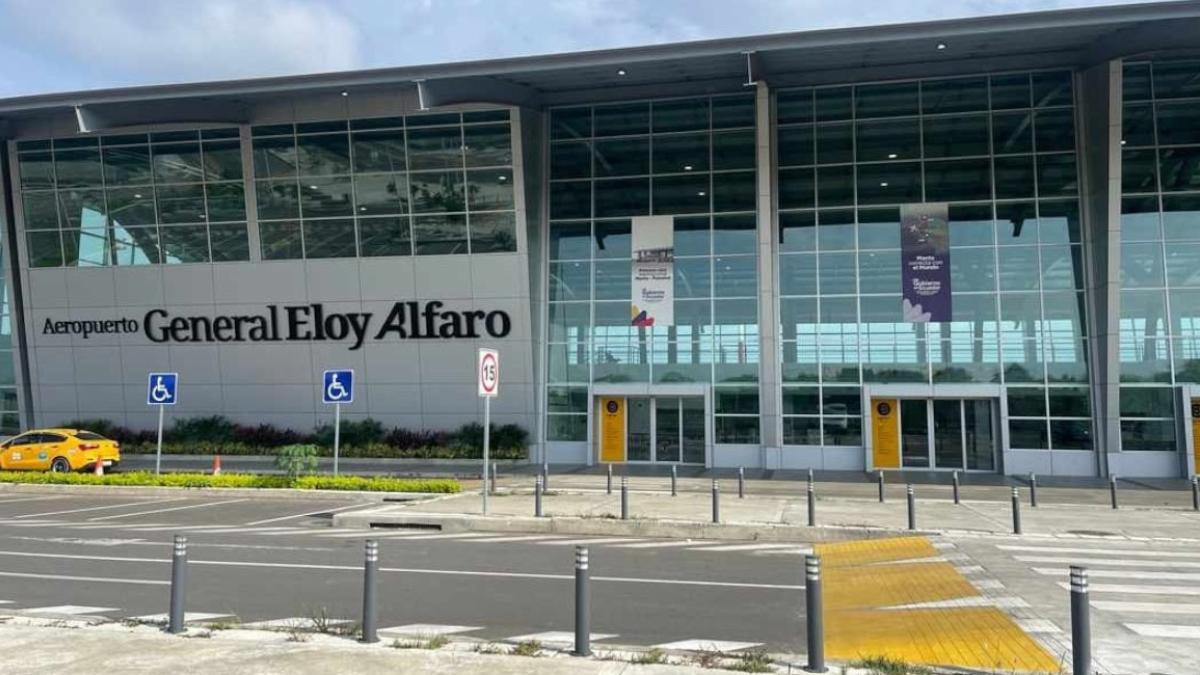 aeropuerto de manta