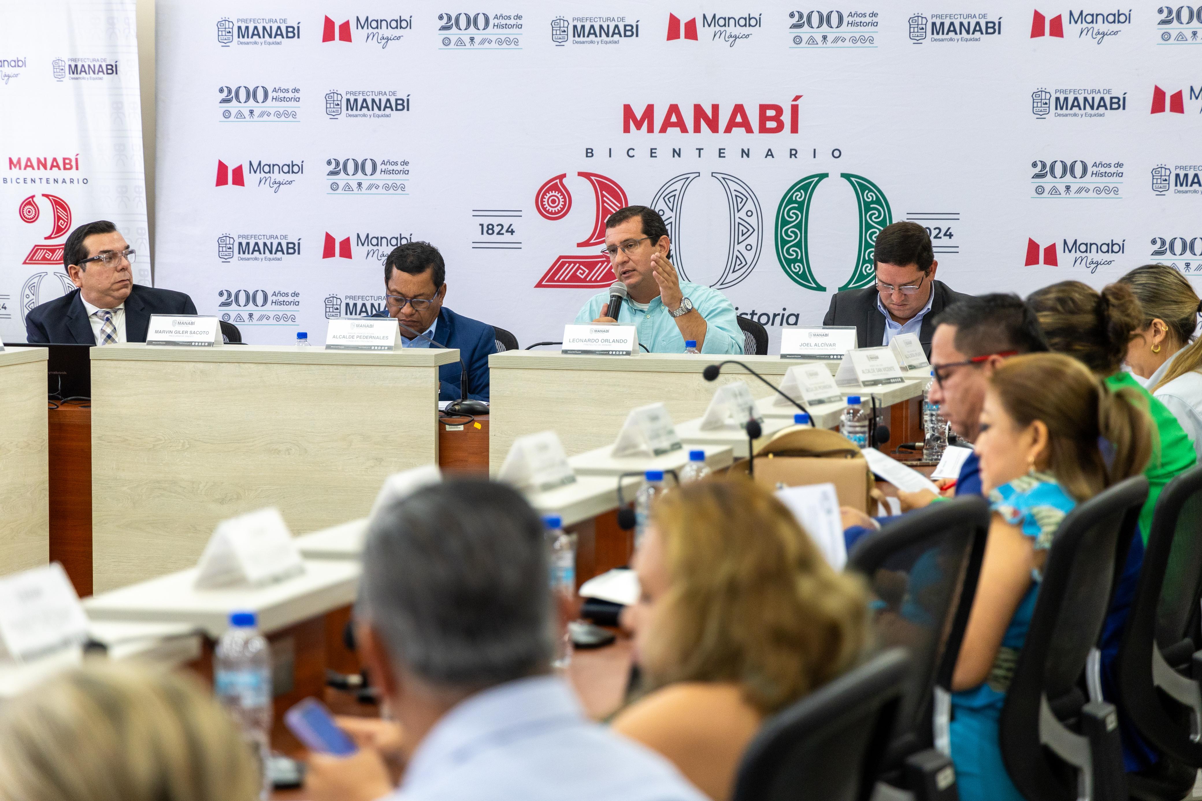 Condonan el 50% de valores por rodaje provincial, en Manabí