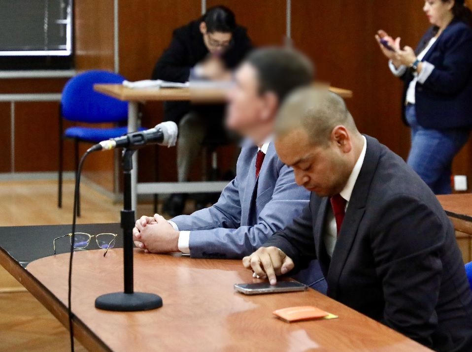 Contra J.J.R.R. exjuez de Chone, inició la audiencia de procedimiento abreviado por el delito de delincuencia organizada.