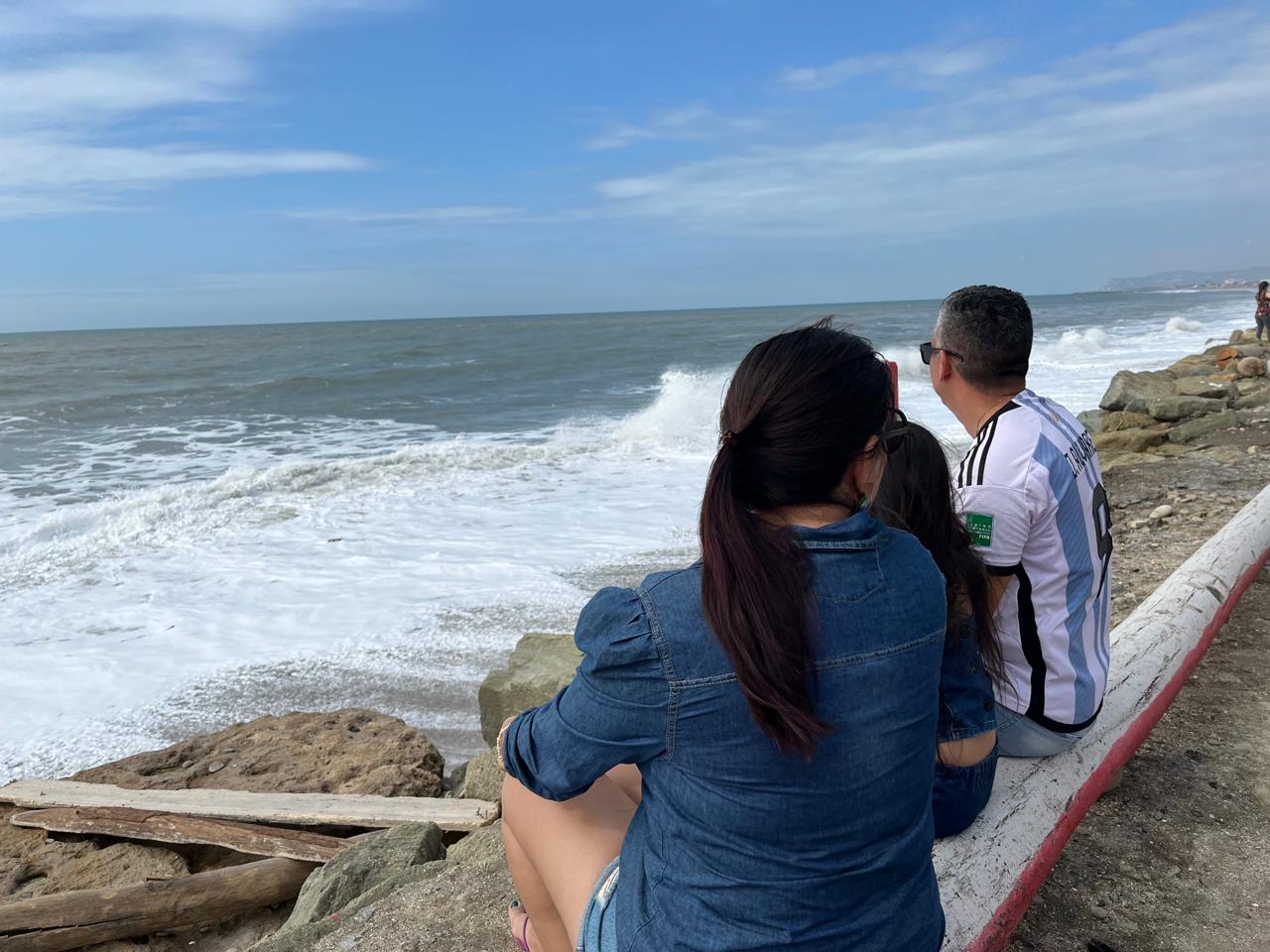 Crucita: oleaje aleja a turistas en primer día de feriado de Año Nuevo