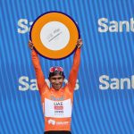 El ciclista ecuatoriano Jhonatan Narváez conquistó el Tour Down Under, en Australia, primera prueba World Tour de la temporada.  