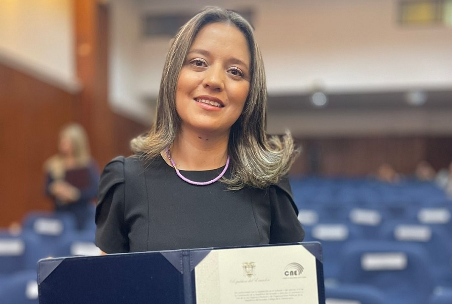 El dar ciertas declaraciones le costó a la asambleísta Fernanda Robles, ser expulsada de Acción Democrática Nacional (ADN).