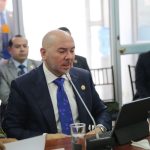 El ministro de Defensa Gian Carlo Loffredo se encuentra en la mira de la Asamblea Nacional tras la muerte de cuatro menores.