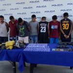 Enfrentamiento entre policías y delincuentes deja ocho detenidos en Machala