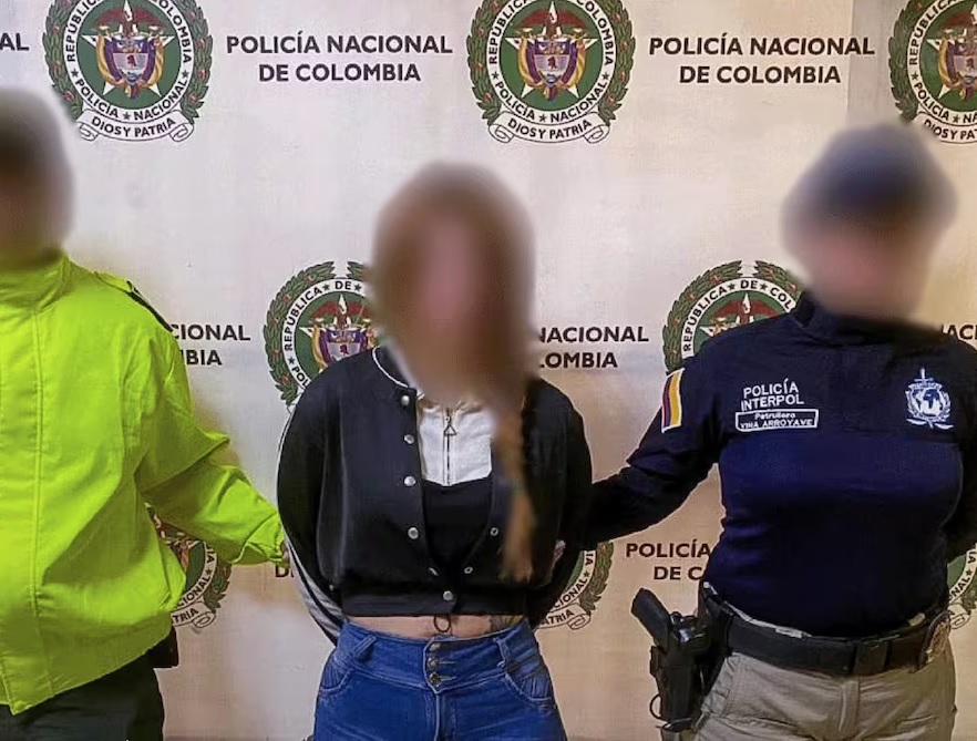 Leidi Tatiana Restrepo, expareja de Júnior Roldán, alias Junior cayó en manos de las autoridades de Colombia, en la ciudad de Medellín.