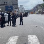 Policía y delincuente se enfrentaron en el centro de Machala, El Oro