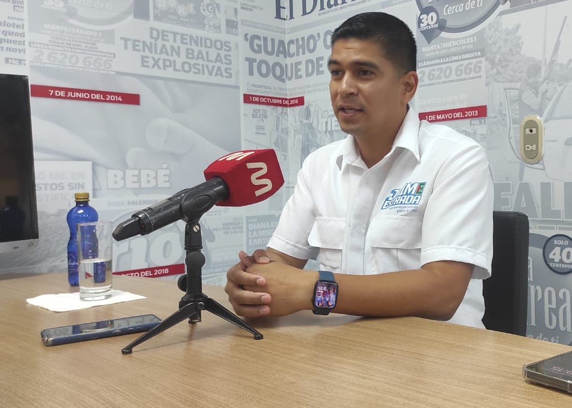 Próximo a cumplir 40 años de edad, Jaime Estrada Medranda, busca convertirse en asambleísta provincial por Manabí.