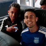 Tiene apenas 14 años de edad, pero Luis Fragozo ya debutó en el fútbol profesional. El adolescente defiende los colores de Emelec.