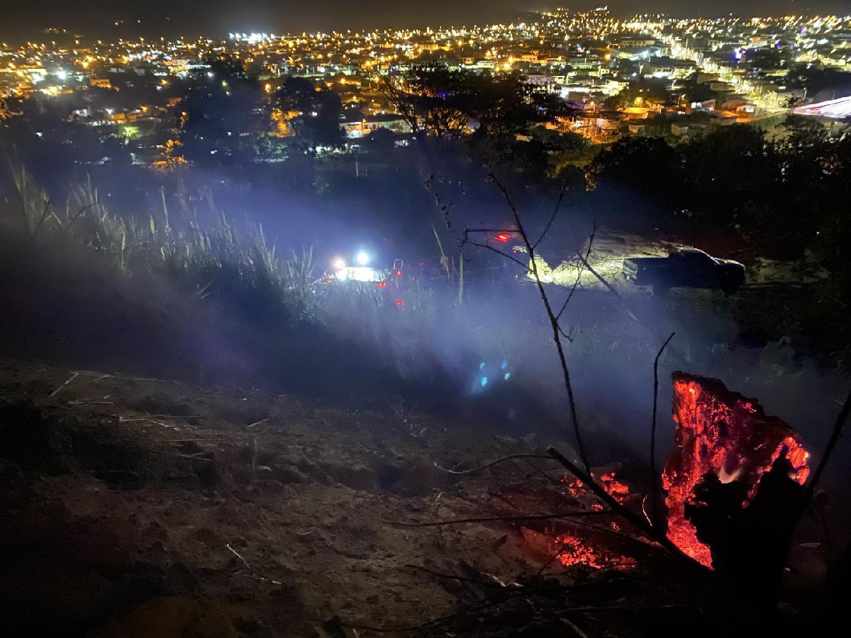 Un incendio forestal puso en alerta máxima a las autoridades del cantón Chone, ubicado en el centro de la provincia de Manabí.