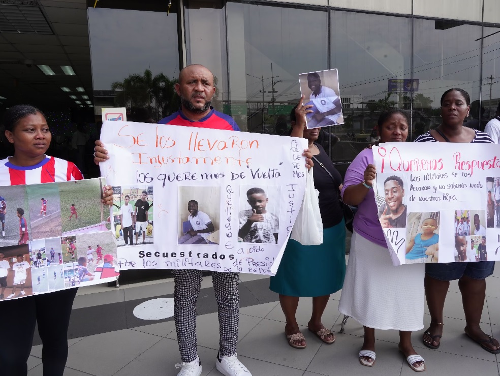 Un juez de Guayaquil dispuso medidas de protección para los familiares de los cuatro menores, del caso Las Malvinas.