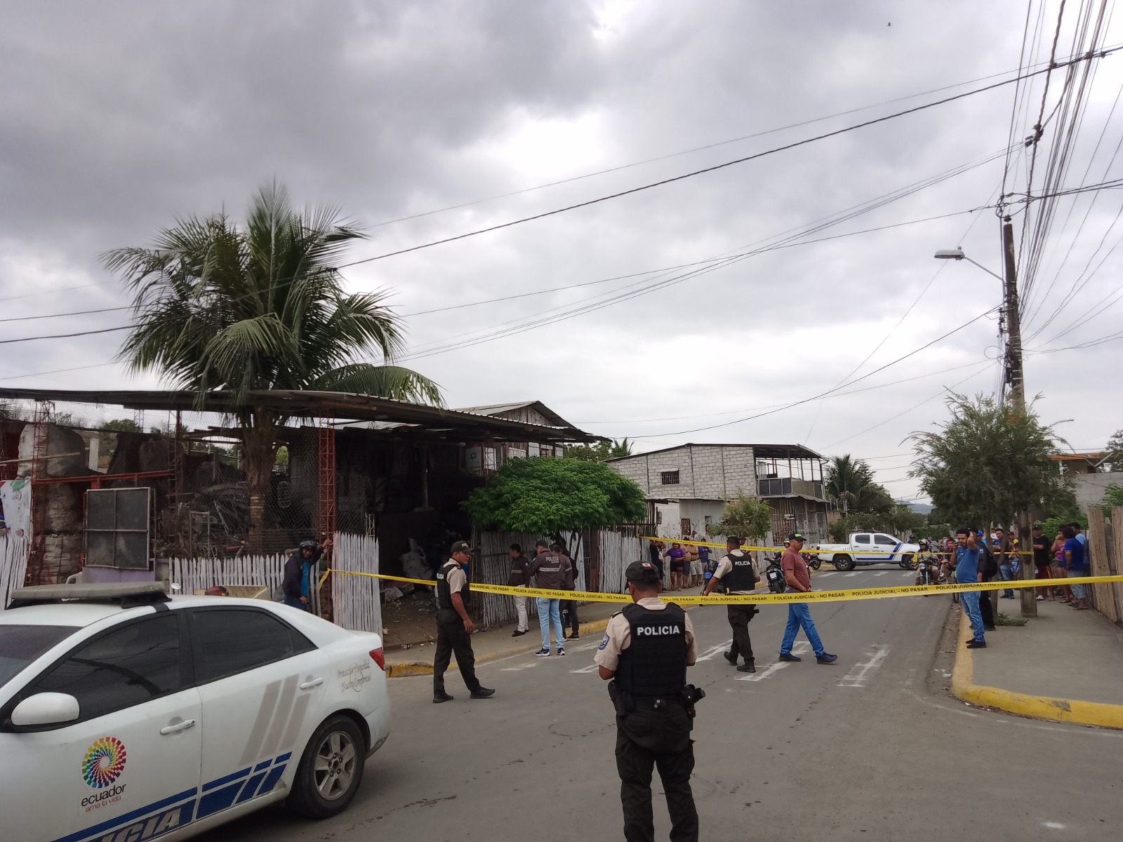 Un adolescente de trece años fue víctima colateral de un atentado en Portoviejo
