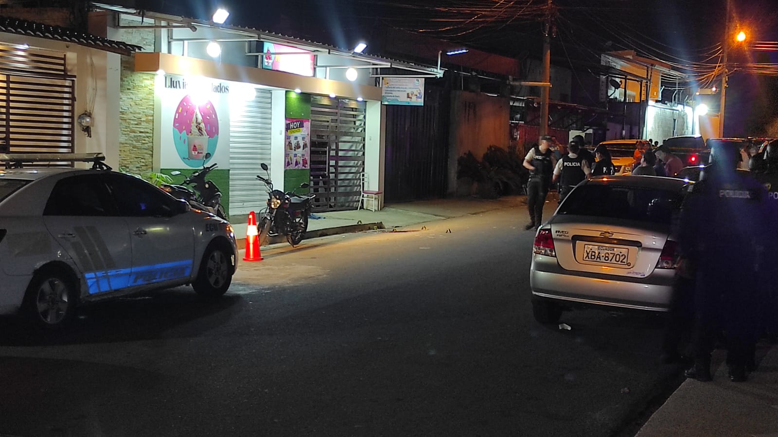 asesinado en los exteriores de una heladería, en Manta
