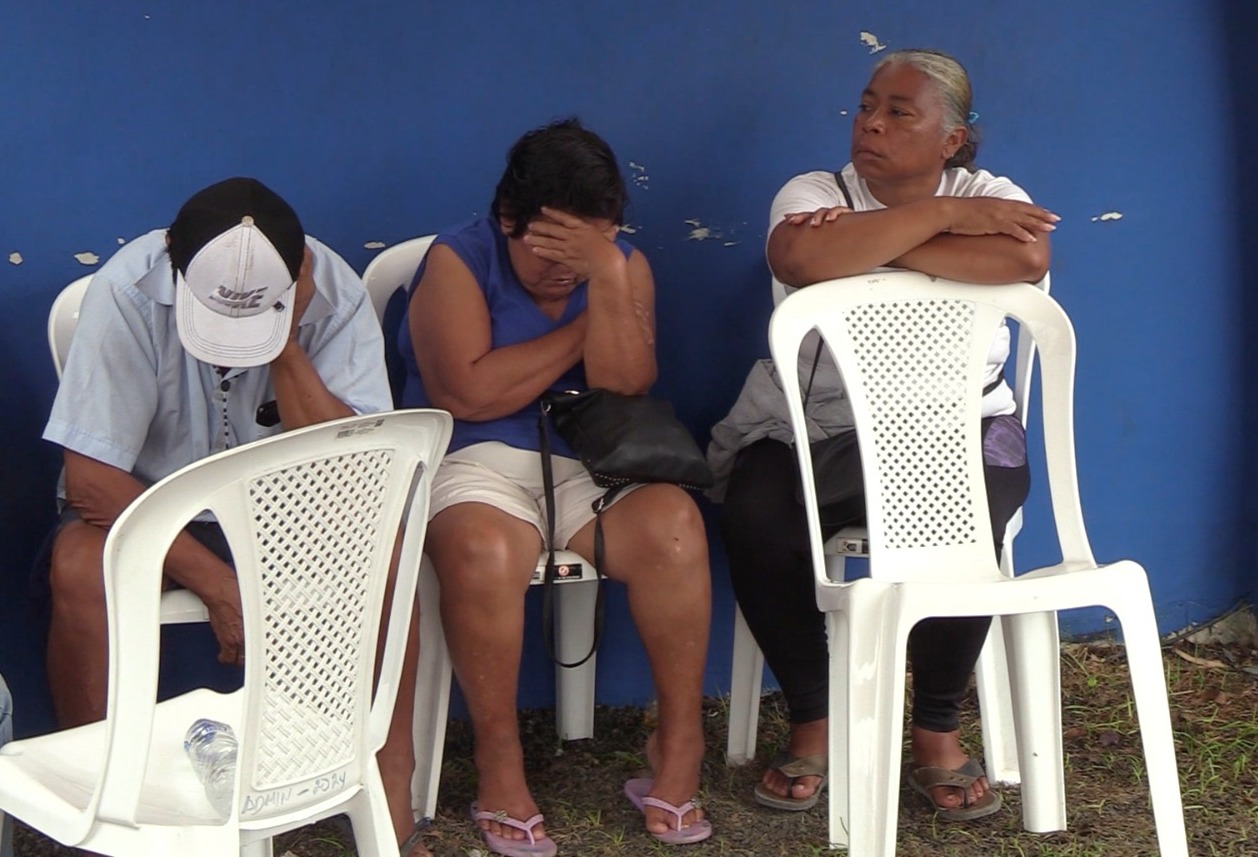 Familiares de pescadores desaparecidos están indignados, en Manta