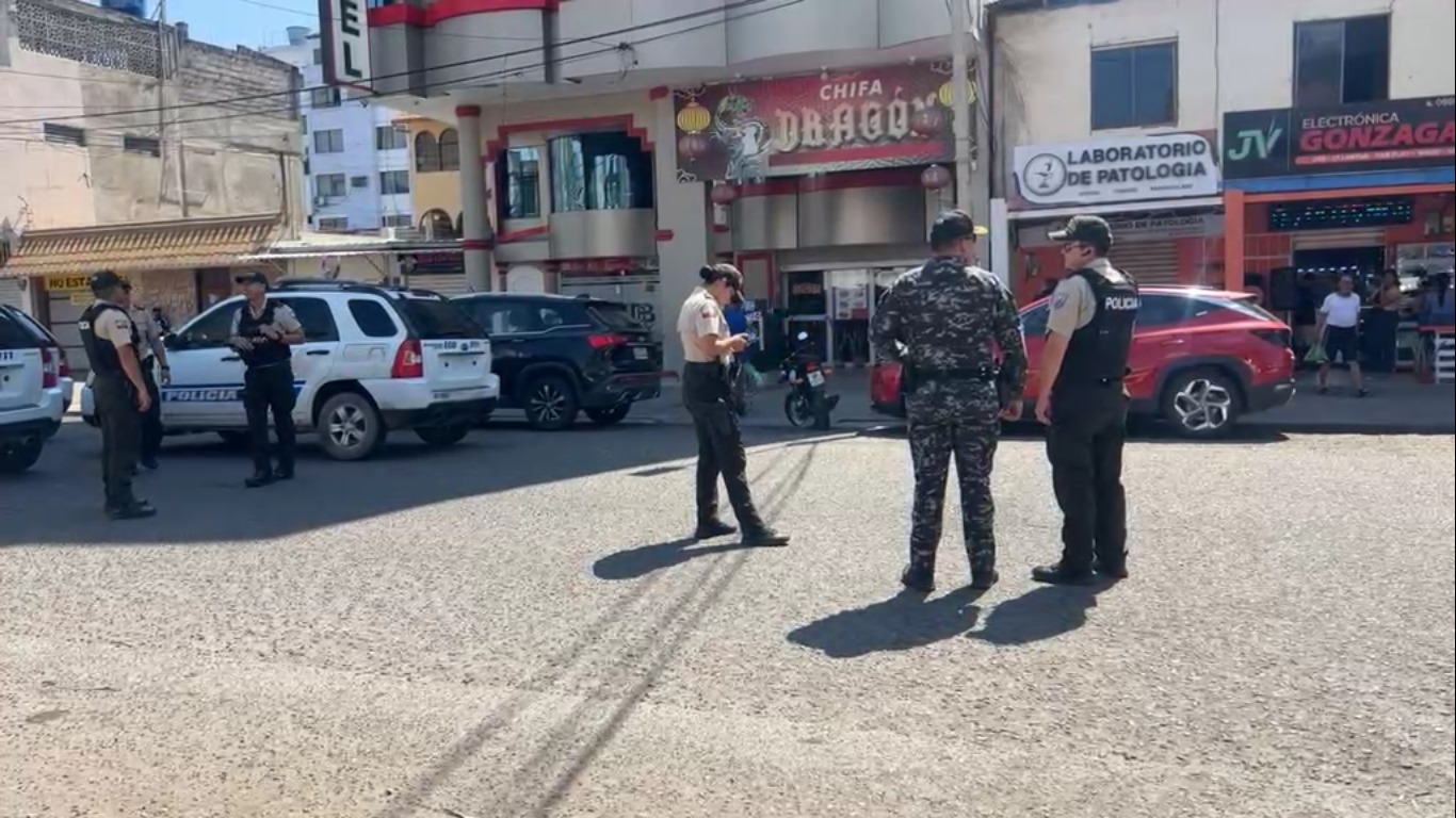 Terror en un chifa: Un sicario ingresó y mató a tres personas, en Machala