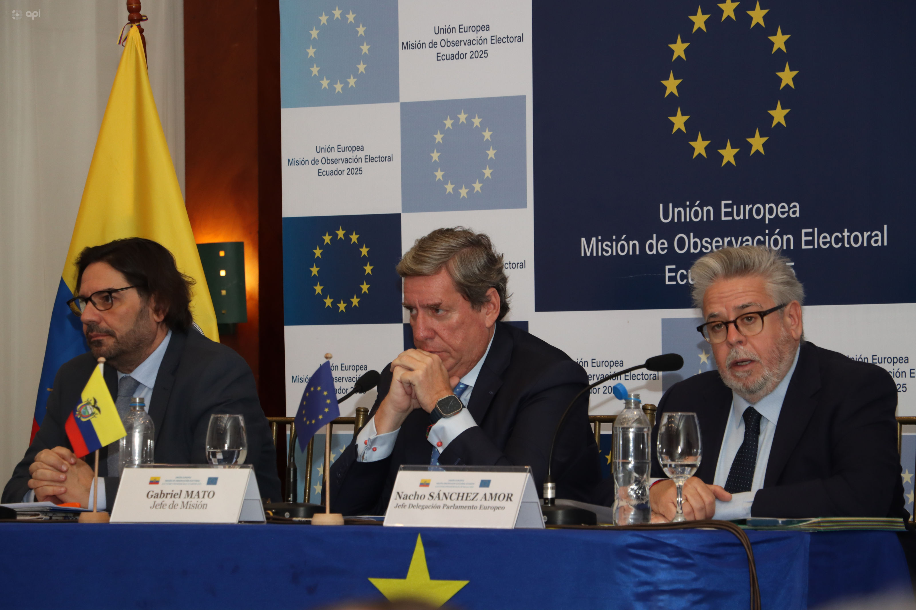 Observadores internacionales desmienten irregularidades en las votaciones