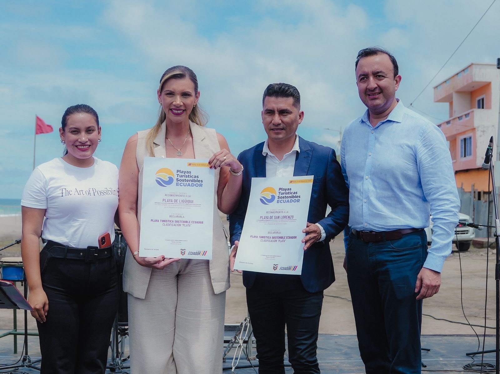 San Lorenzo y Ligüiqui obtienen la certificación de Playas Sostenibles de Ecuador