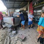 Crónica. Accidente de tránsito deja tres heridos, tres vehículos destruidos y un detenido