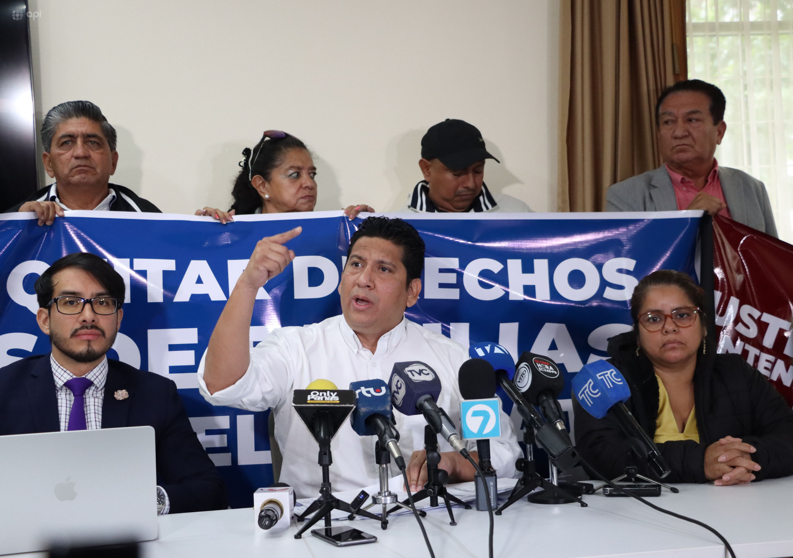 Ecuador. Trabajadores de la CNEL rechazan fallo de la Corte Constitucional y analizan medidas legales