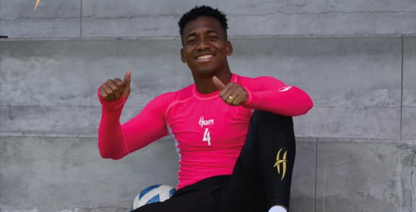 El ecuatoriano Anthony Landázuri firma con Tenerife