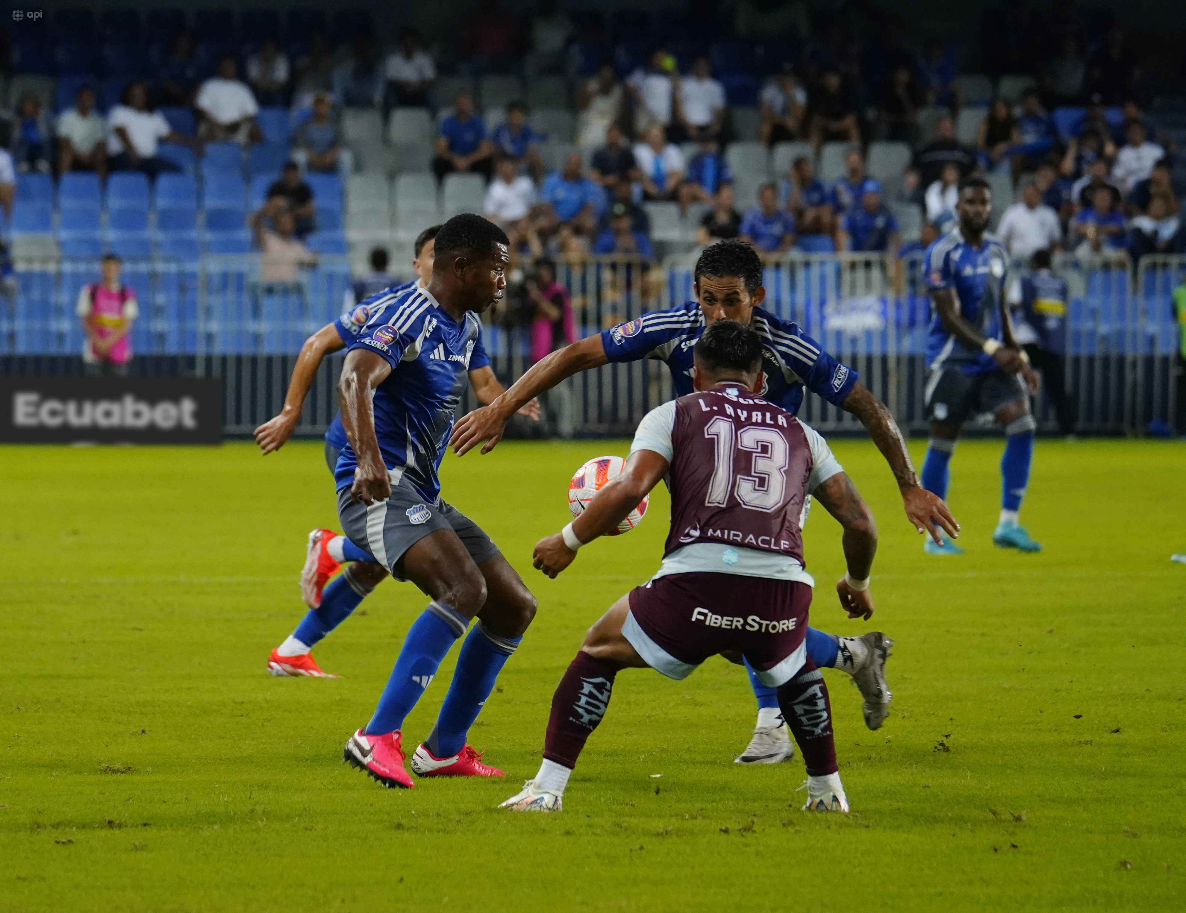 Fútbol. Emelec empata con Macará y suma su primer punto en la LigaPro 2025