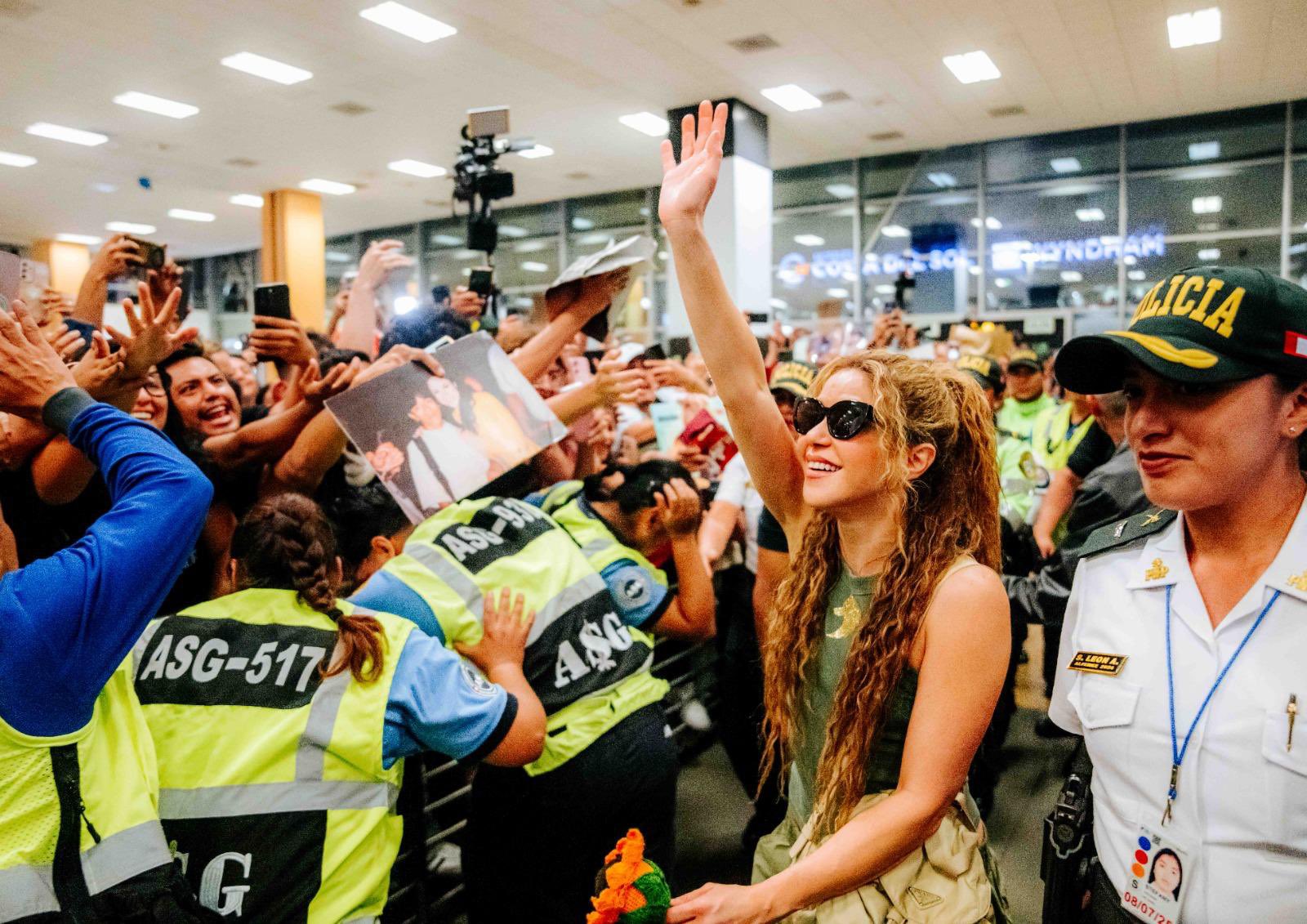 Shakira internada en Perú