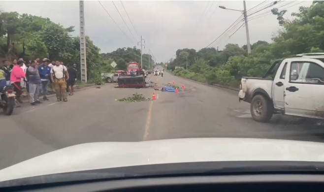 accidente en la vía Junín-Calceta