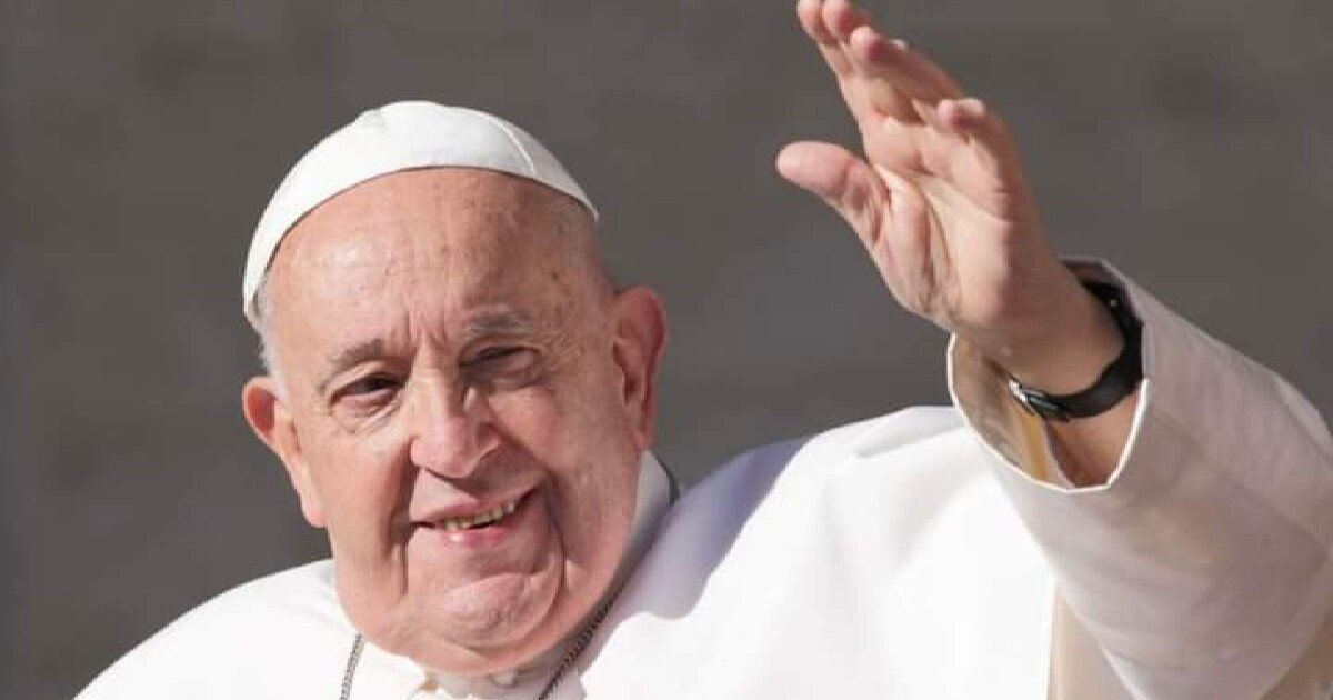 papa francisco sigue delicado de salud/qué tiene