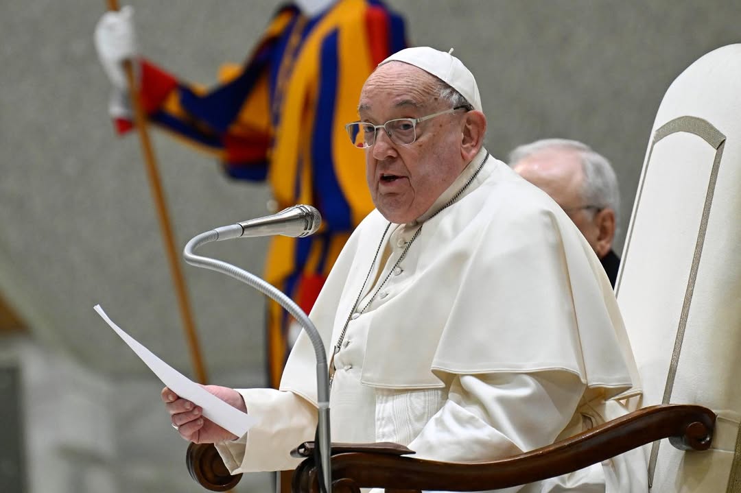 papa francisco roma iglesia católica hospital