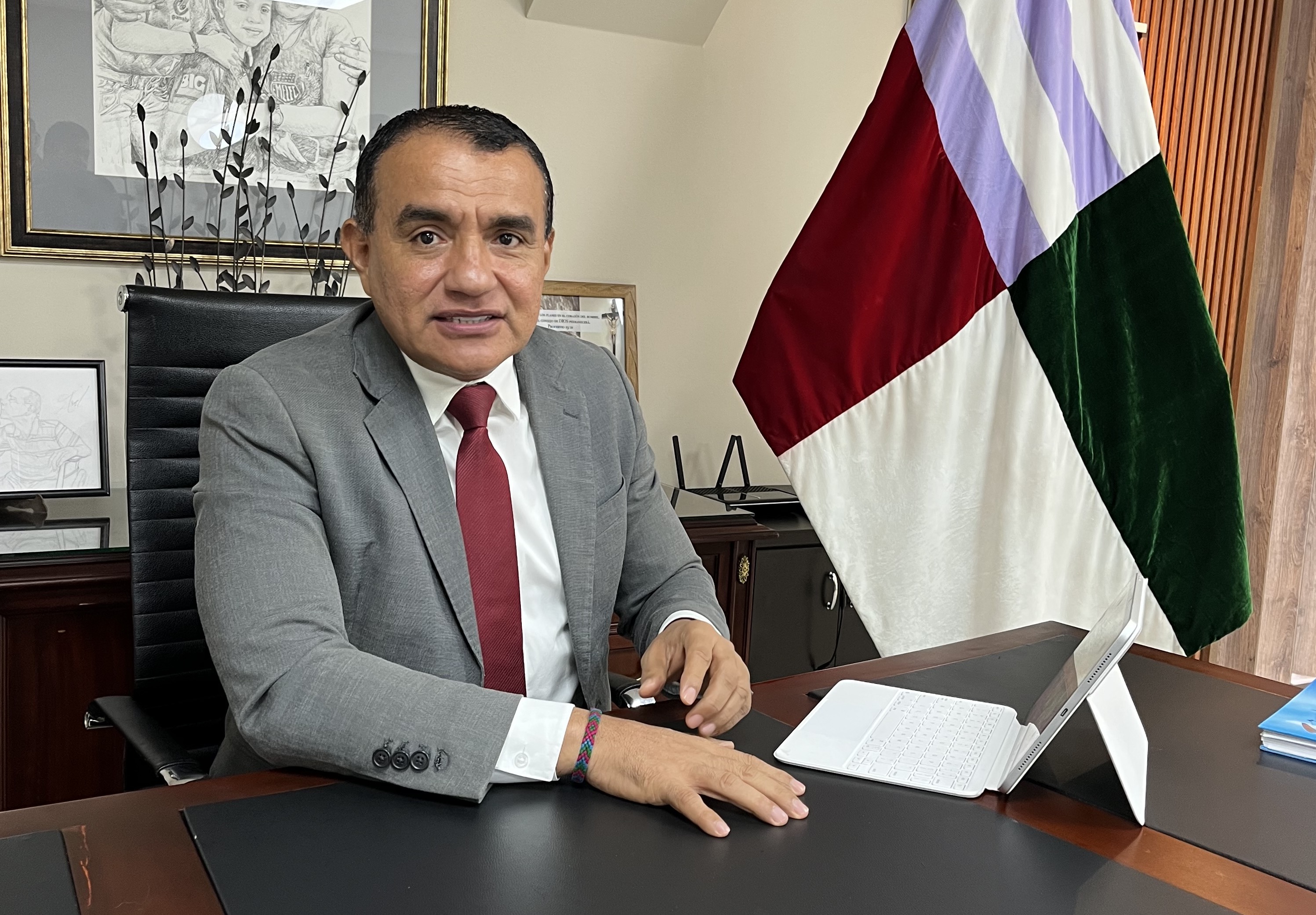 Portoviejo. Alcalde Javier Pincay pide al Gobierno que Inmobiliar, MIES y Miduvi ayuden para evacuar a familias en zona de riesgo