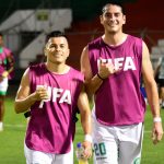 Roberto Valarezo firma con Liga de Portoviejo