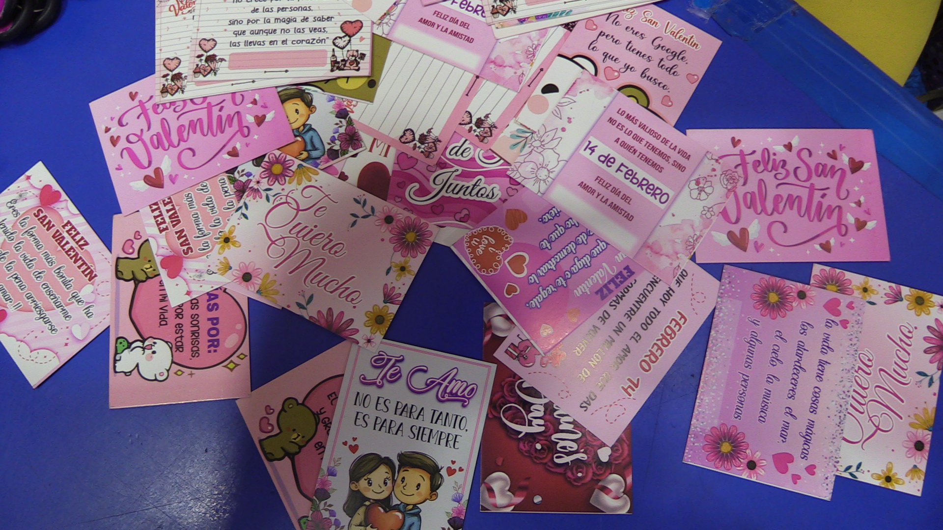 SAN VALENTIN FLORES ENAMORADOS